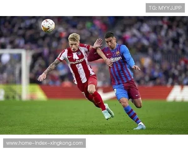 费兰托雷斯凌空端射命中，巴萨前线无可匹敌